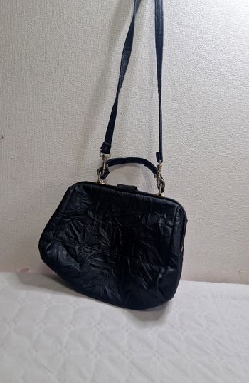 Sac a main  , vintage  , noire  , femme