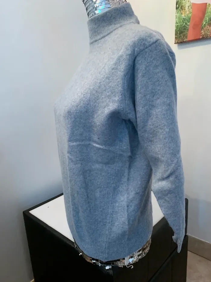 Pull bleu taille 38 - photo numéro 3