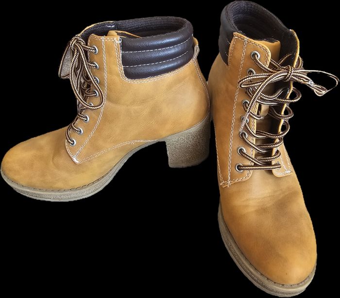 Chaussures a talon - photo numéro 3