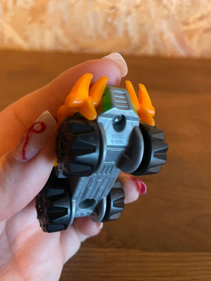 Idée Cadeau 🎁 Véhicule True Métal Dino rescue Rocky de la Pat Patrouille Paw Patrol - photo numéro 10