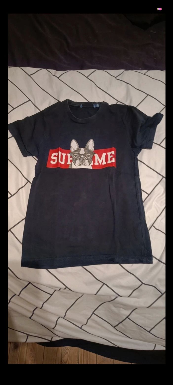 Lot de 2 t-shirts suprême garçon 10 ans - photo numéro 4