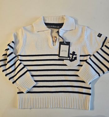 Pull enfant hublot neuf