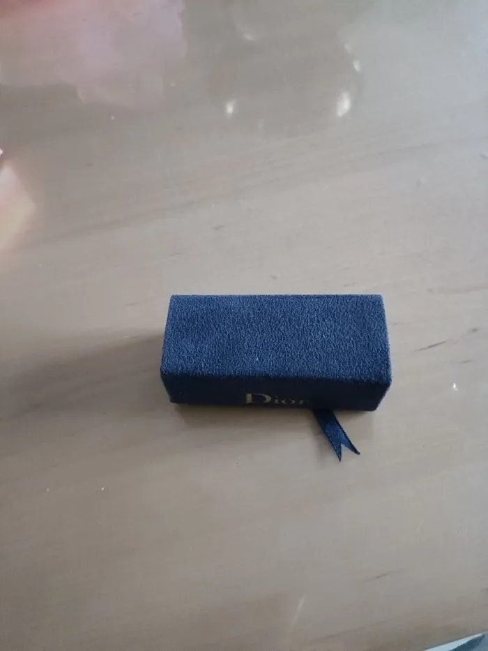 Miniature Dïor avec son étui en velours - photo numéro 3