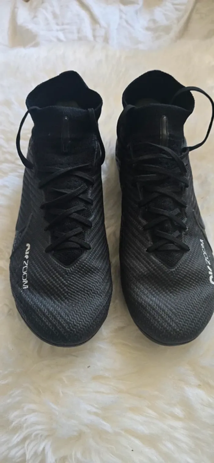 Chaussures foot nike Zoom mercurial taille 38.5