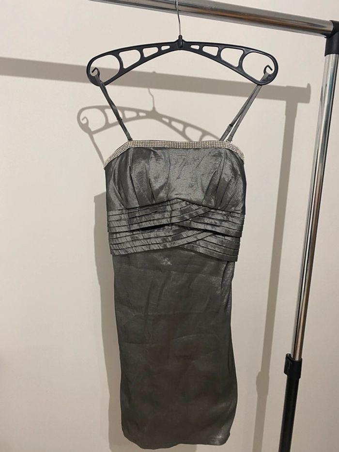 Robe grise habillé