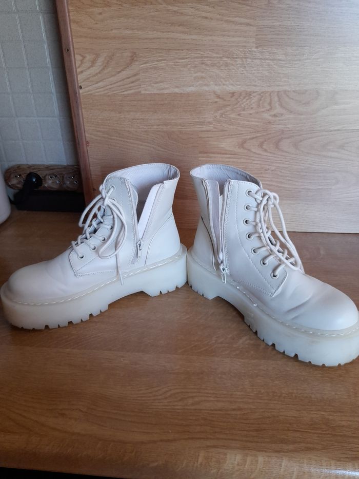 Boots pull&bear crème 36 - photo numéro 2
