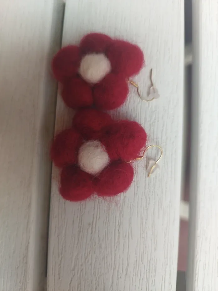 Boucle d'oreille marguerites - photo numéro 2