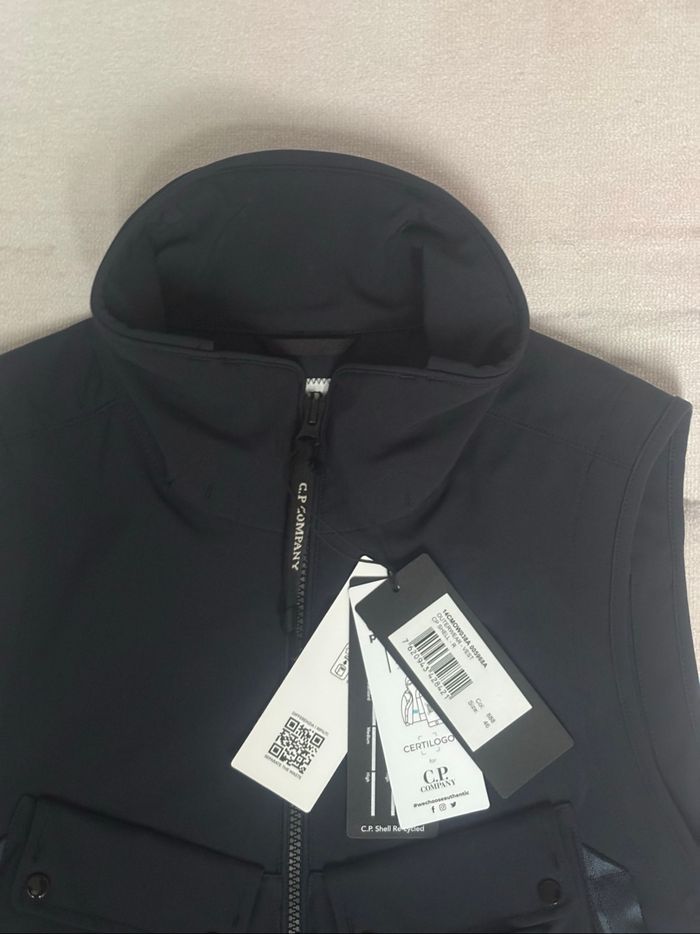 Veste sans manche C.P Company bleu marine taille S/46 - photo numéro 4