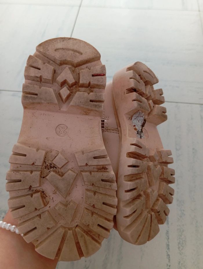 Paire de bottines beiges T23 - photo numéro 6