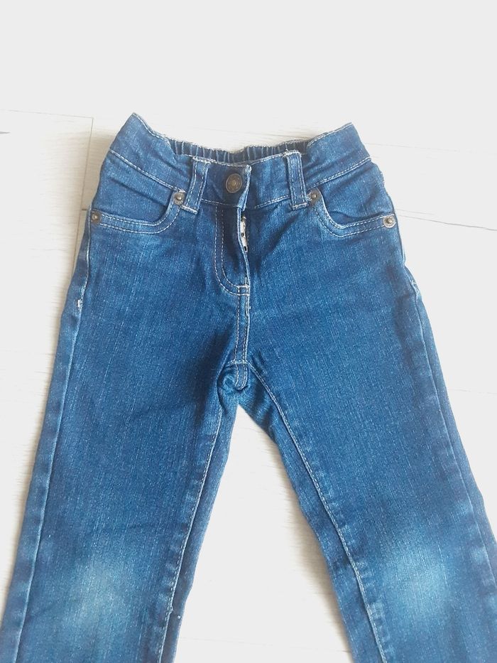 Vêtement fille pantalon jean bleu 3 ans - photo numéro 2