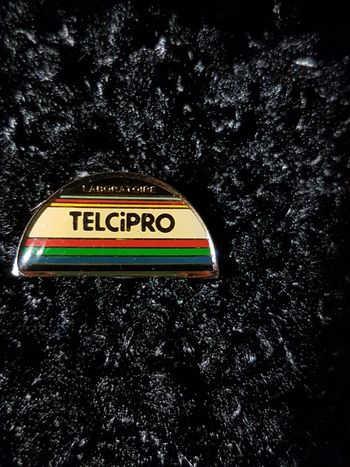 Pin's laboratoire Telcipro