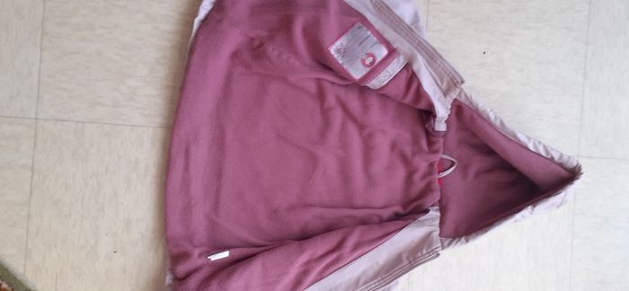 Un manteau fille  taille 4ans - photo numéro 5