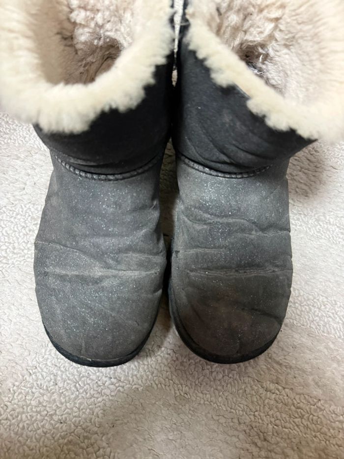 Botte bottines ugg blanc pailletée mini Bailey bow taille 38 - photo numéro 2