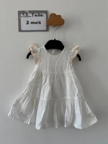 Robe blanche - taille 3 mois 🌸