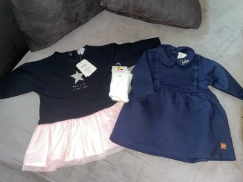 2 robes 6 mois