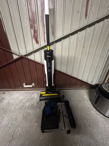 Aspirateur serpillière