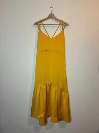 Robe Claudie pierlot jaune taille 38 neuve