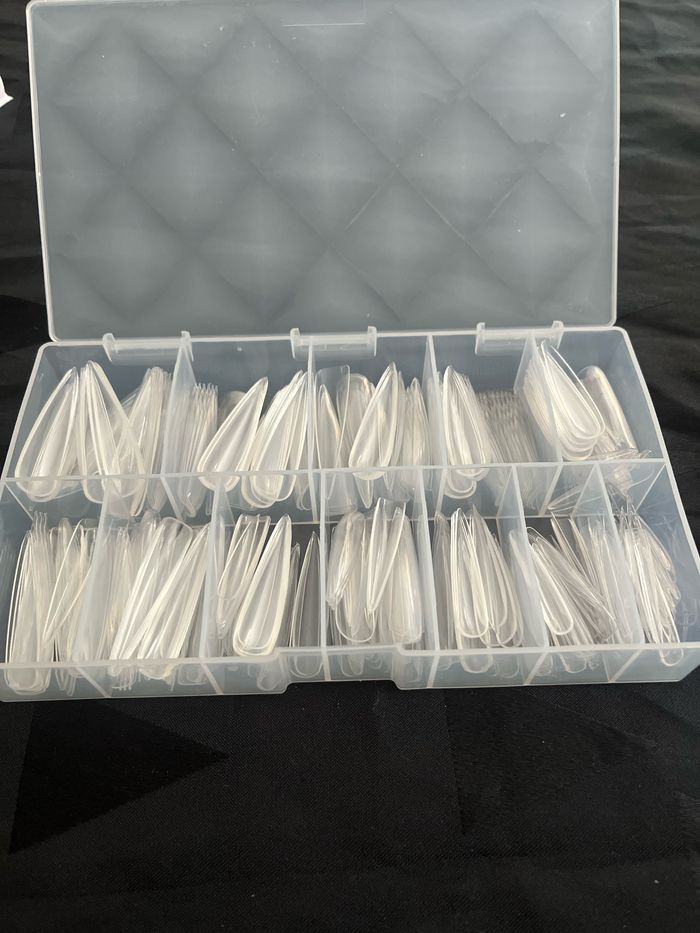 Ongle capsule