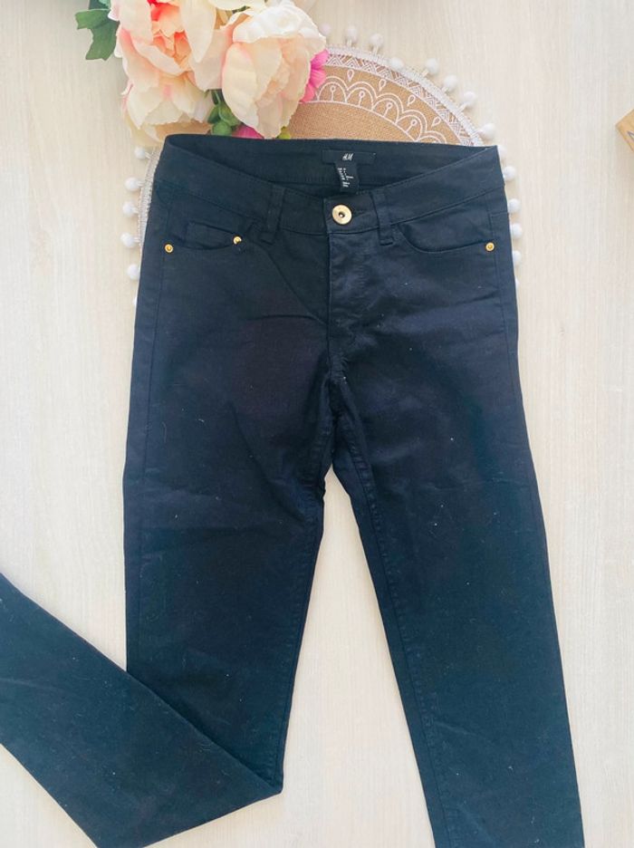 Pantalon noir - photo numéro 2