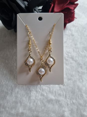 Ensemble bijoux pendentif doré