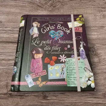 Girls Book le petit manuel des filles