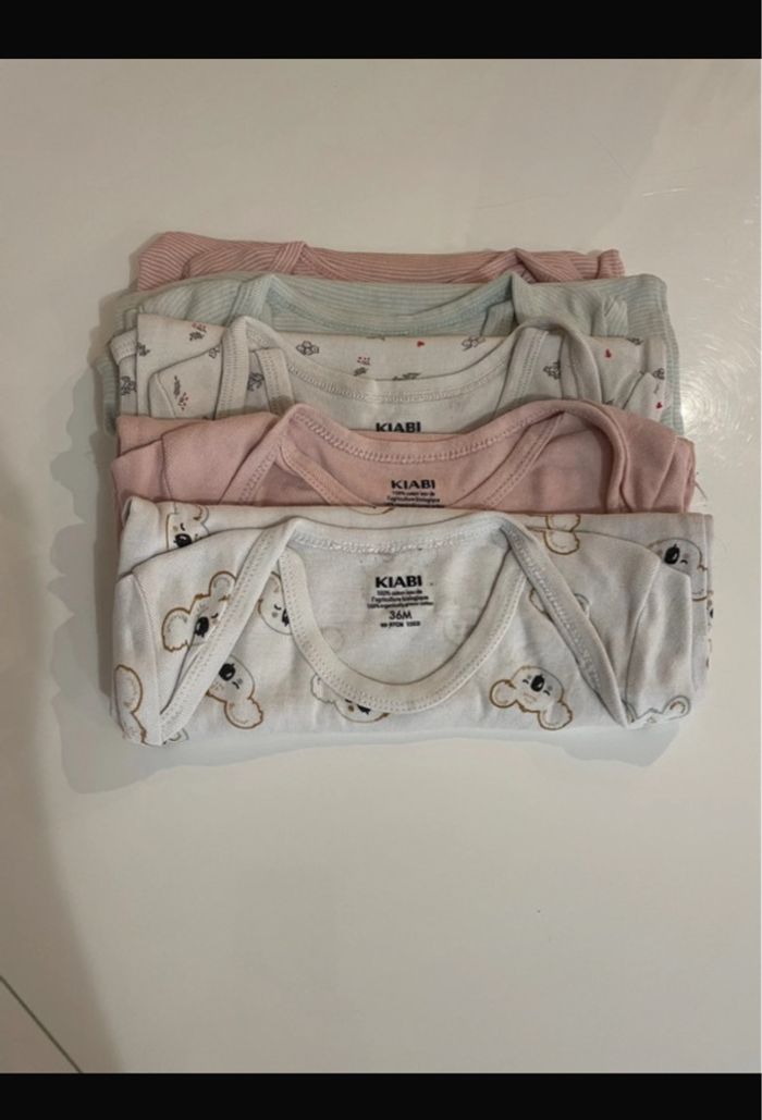 Lot de 5 bodies