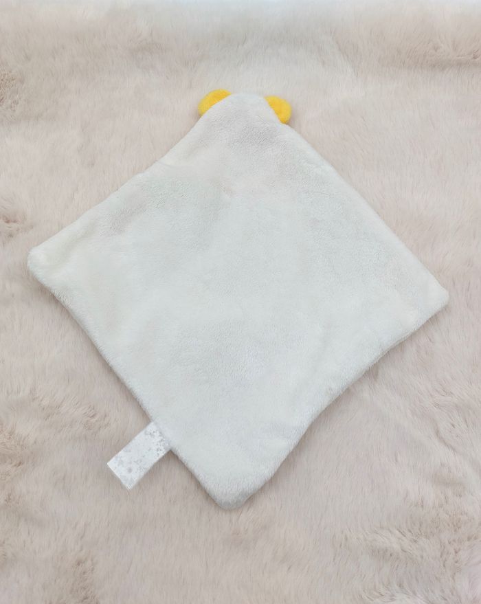 Doudou plat Winnie l’ourson blanc jaune DISNEY Pooh rose fleur papillon soleil - photo numéro 3
