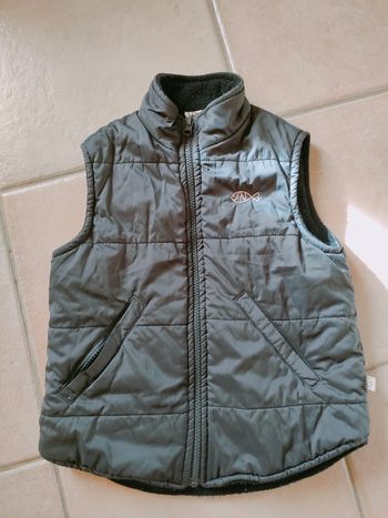 Doudoune sans manches Zoé Noé taille 6 ans