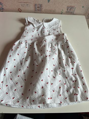 Robe cerise