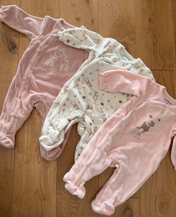 Trois pyjamas 