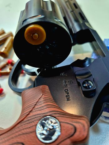 Lanceur de balle en plastique type nerf 