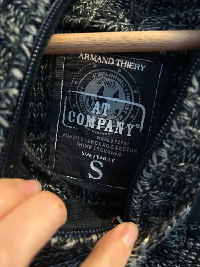 Pull Armand Thierry - photo numéro 2