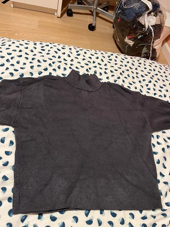 Pull col montant