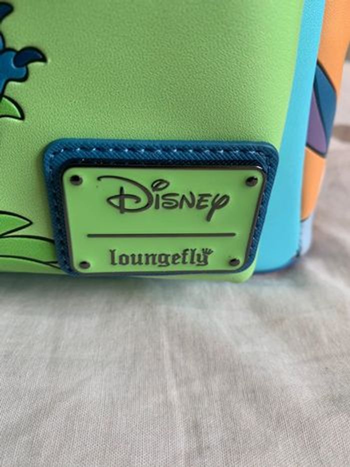 Loungefly Disney Jaase Stitch Colorblock - photo numéro 2