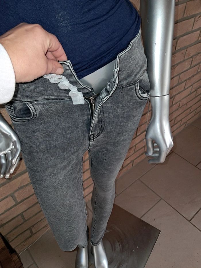Jeans taille 34 - photo numéro 4