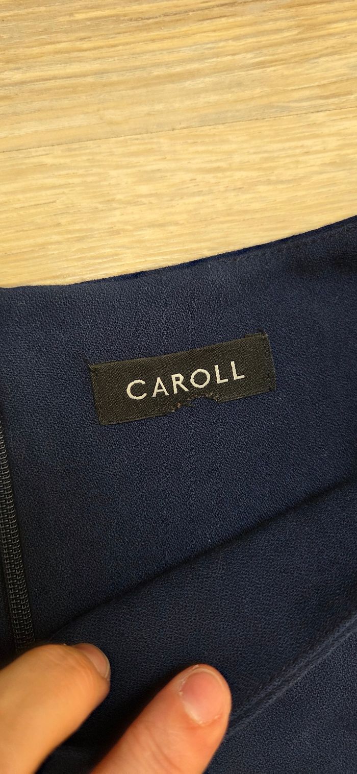 Robe Caroll taille 40/42 noir et bleu en très bon état - photo numéro 4