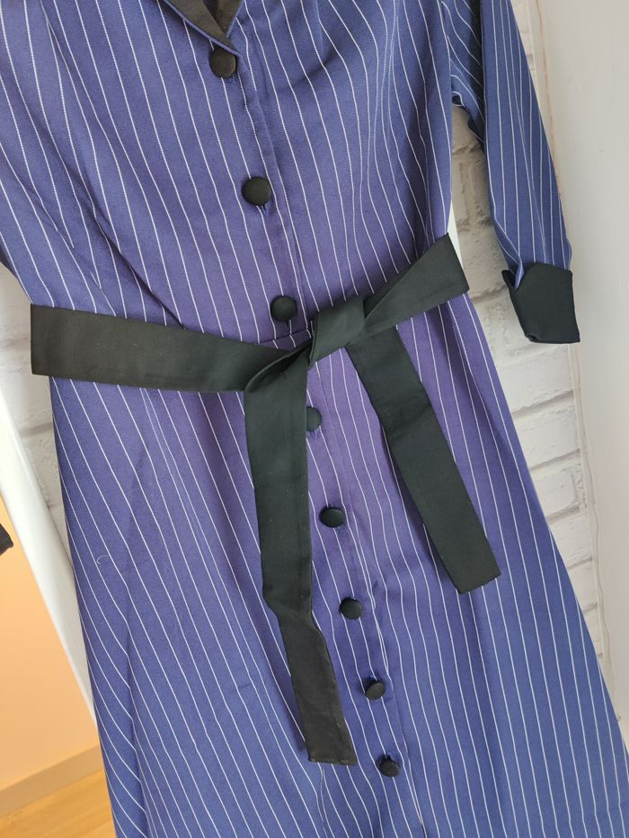 Robe ceinturée vintage rétro rayé bleu foncé des années 1950 Taille M - Neuf - photo numéro 3