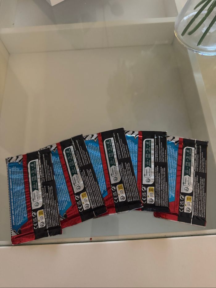 10 booster foudre noir et flammes blanches - photo numéro 2