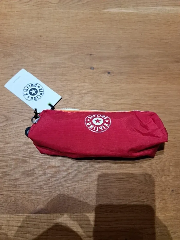 Kipling - Plumier rouge (neuf) - photo numéro 3