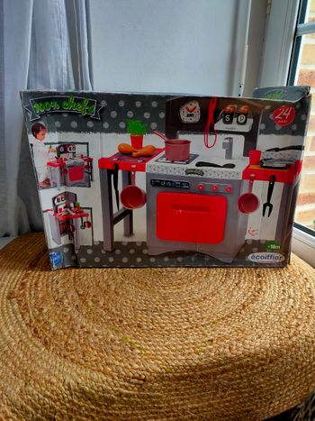 Cuisine Modulable Ecoiffier neuve