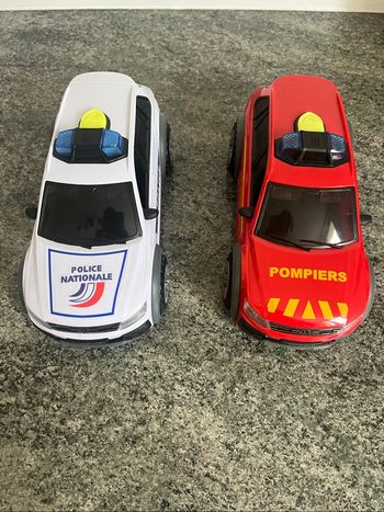 Lot de 2 voitures sonores