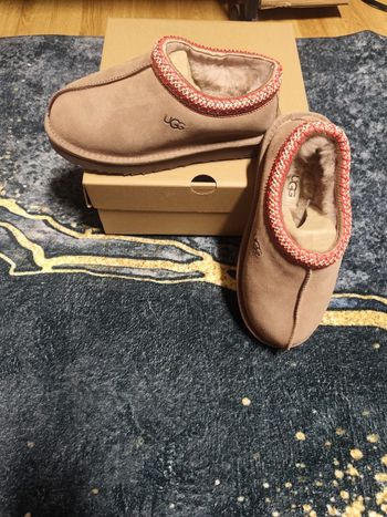 UGG tasman 2