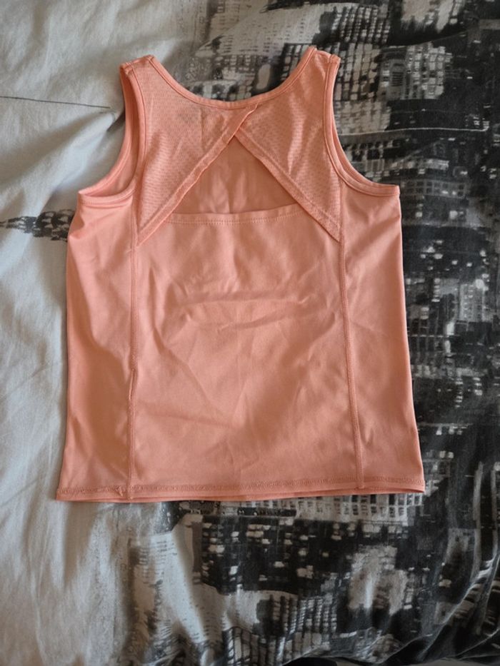 Top sport sans manches - photo numéro 4