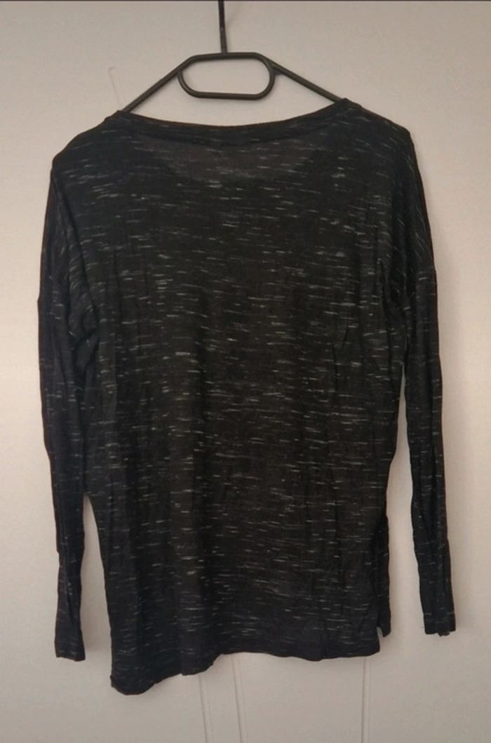 Très jolie Tee-shirt manches longues M - photo numéro 2