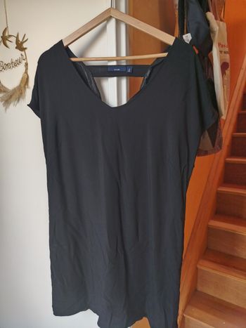 Robe noire