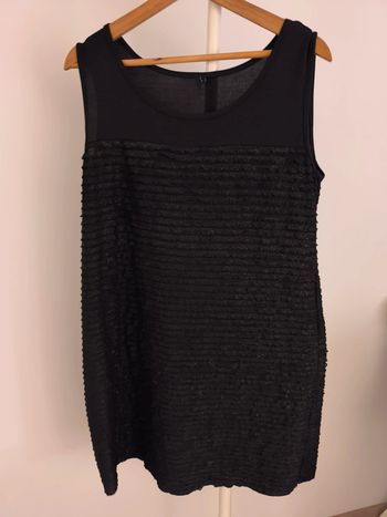 Lot de 4 robes taille 44