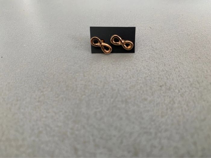 Boucles d’oreilles infini fantaisie
