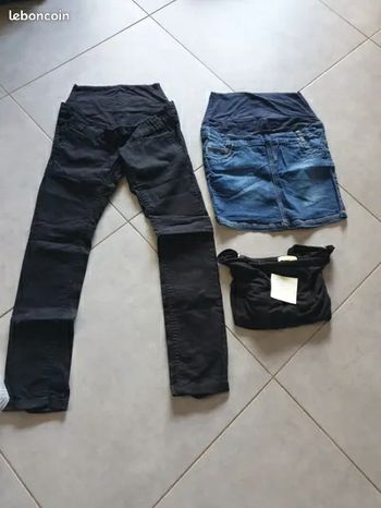 Lot vêtements maternité grossesse taille 36 pantalon jupe

Taille 36 - S • Bon état