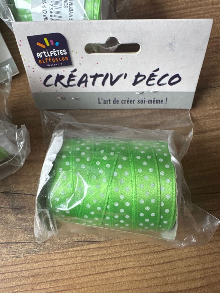 Lot de 5 bobines ruban vert à pois blanc - photo numéro 2