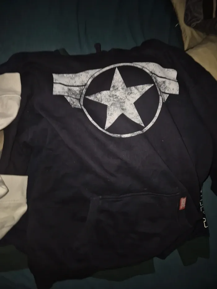 Pull marvel captain America - photo numéro 2